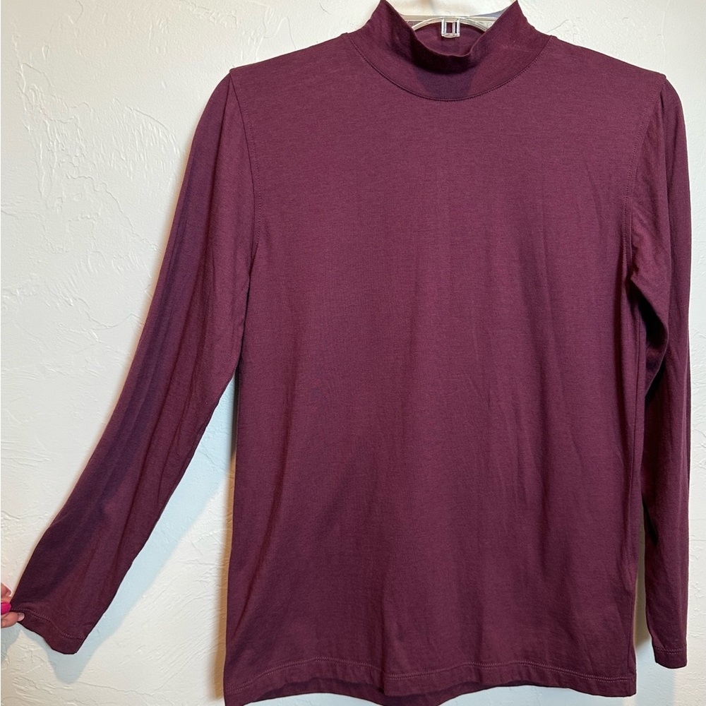 Saks Fifth Avenue Mock Turtleneck Burgundy Long Sleeve Women’s Size XS